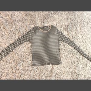 Brandy Melville shirt